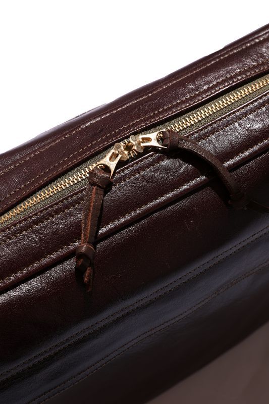 Rainbow Country Leather Banana Shoulder Bag Horse hide Seal Brown【RCL-60023】